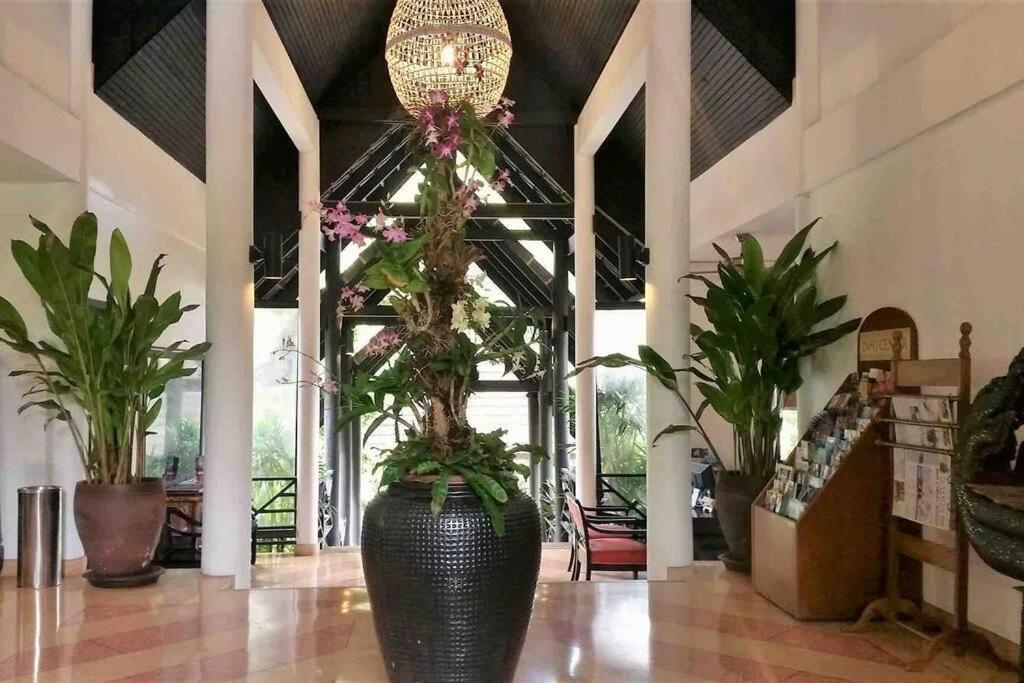 Tropical Escape: Strand Kamala Exterior foto