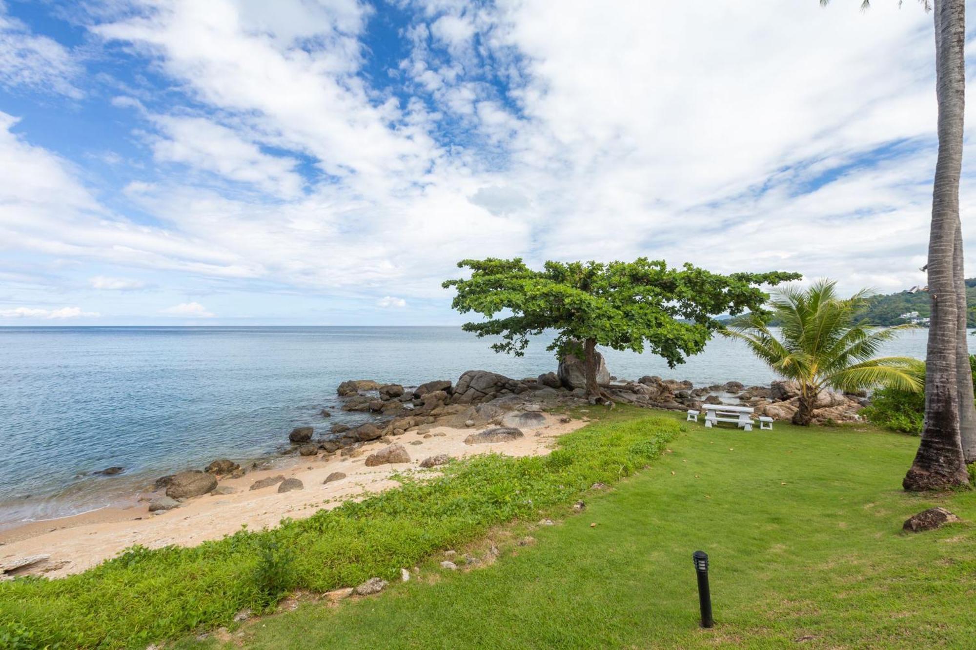 Tropical Escape: Strand Kamala Exterior foto