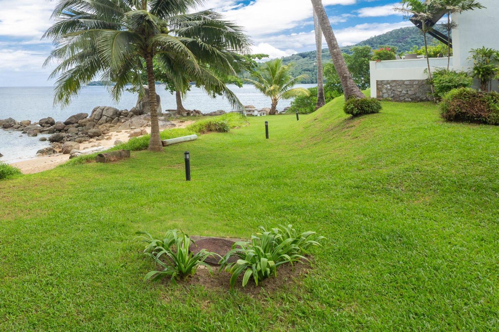 Tropical Escape: Strand Kamala Exterior foto
